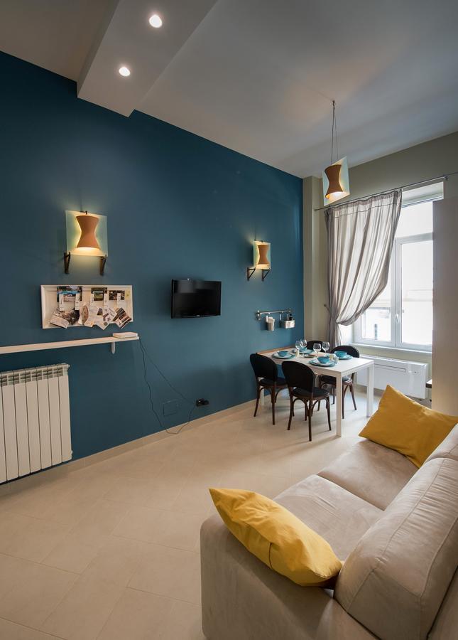 נאפולי Duomo Regina Apartments מראה חיצוני תמונה