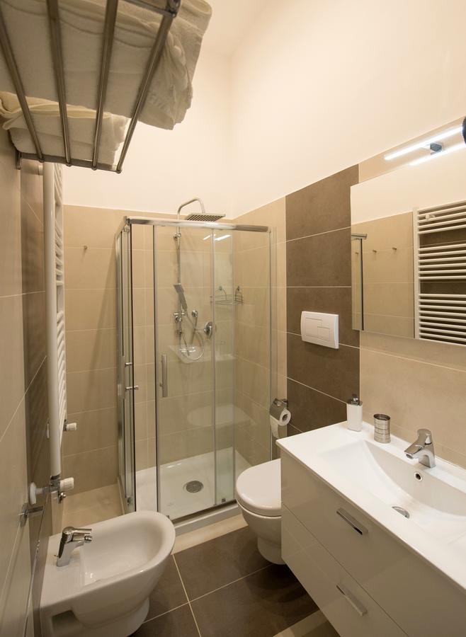 נאפולי Duomo Regina Apartments מראה חיצוני תמונה