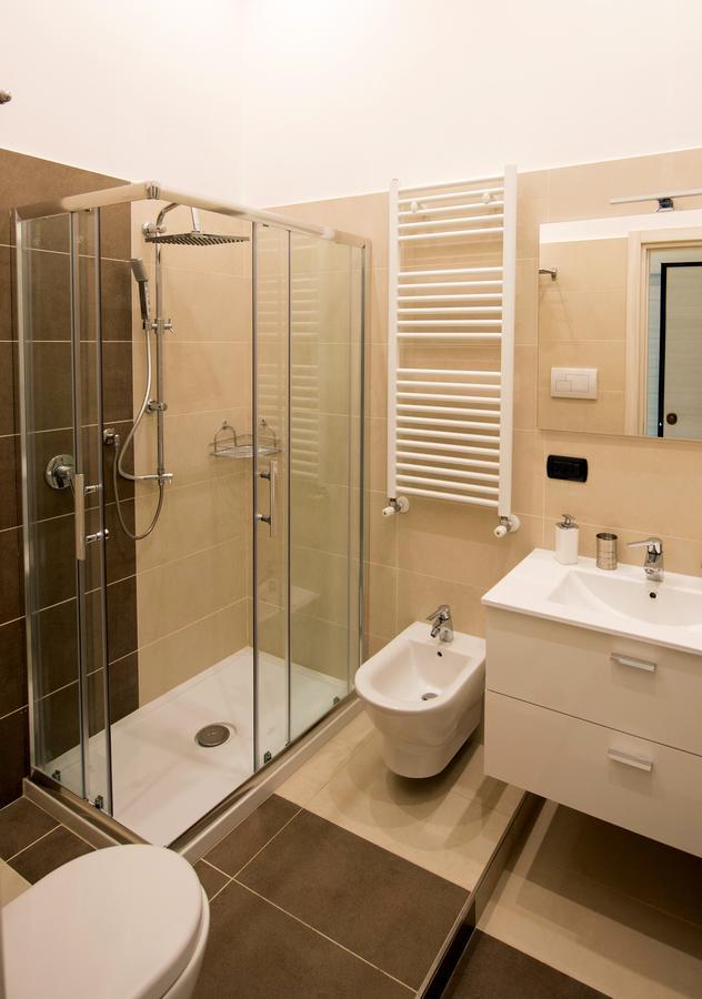 נאפולי Duomo Regina Apartments מראה חיצוני תמונה