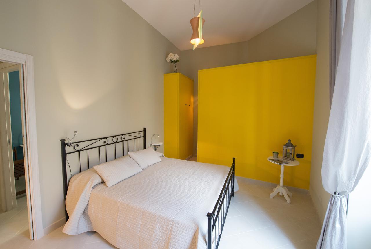 נאפולי Duomo Regina Apartments מראה חיצוני תמונה